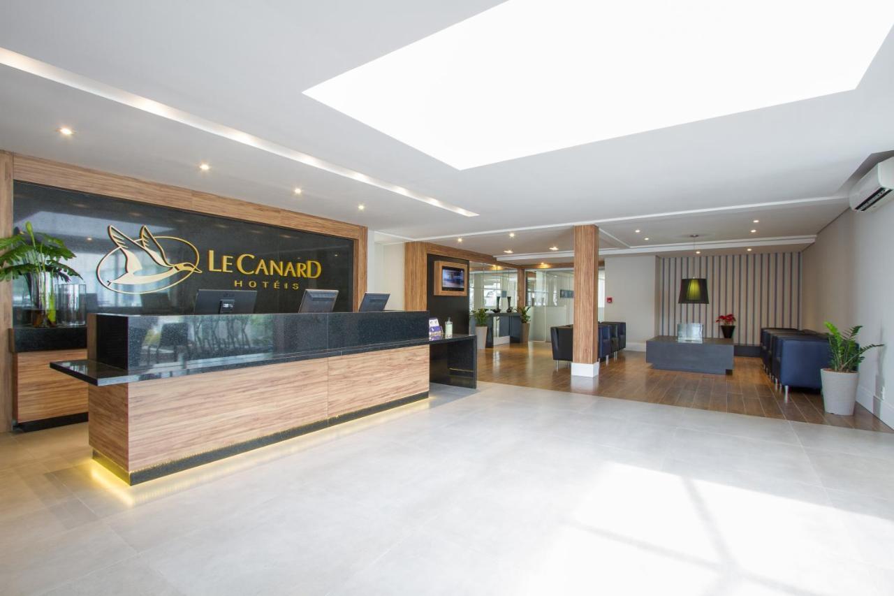 Hotel Le Canard Lages Bagian luar foto