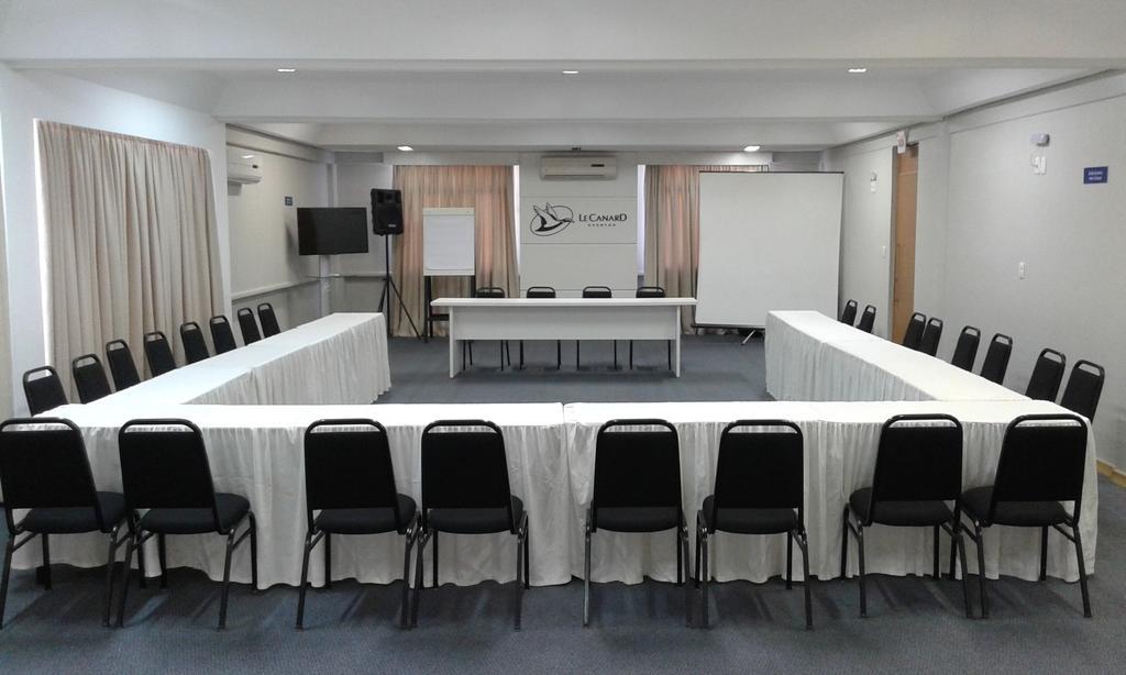 Hotel Le Canard Lages Bagian luar foto