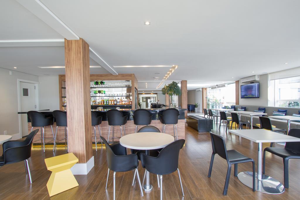 Hotel Le Canard Lages Bagian luar foto