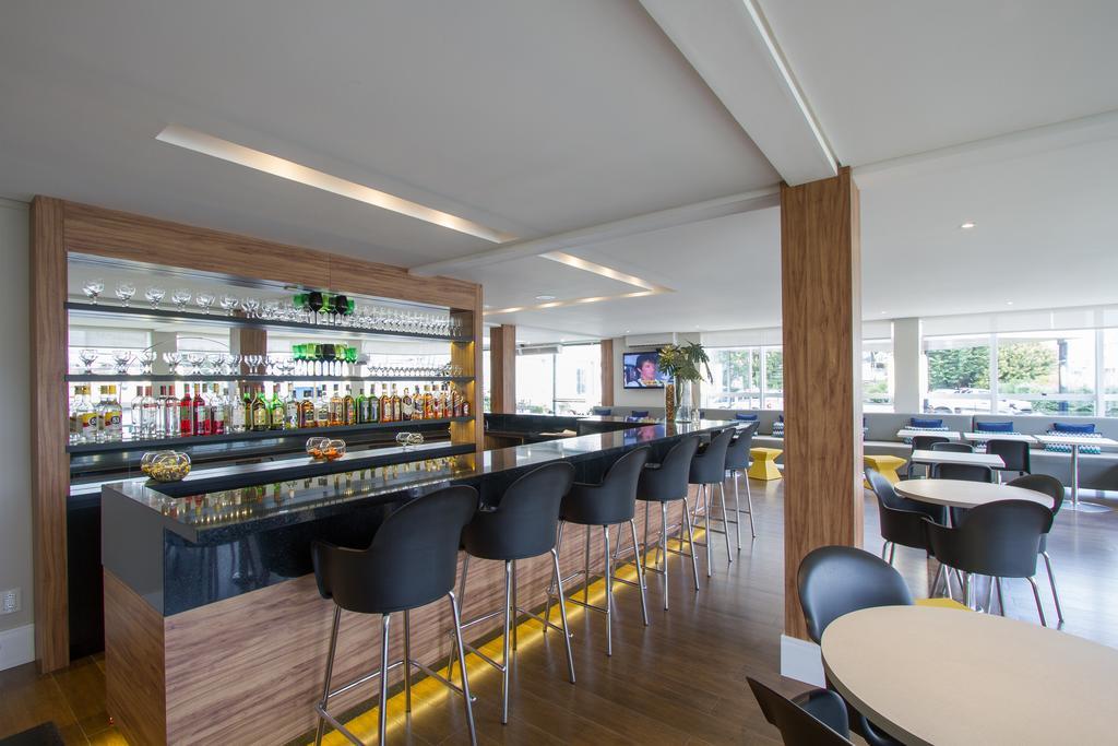Hotel Le Canard Lages Bagian luar foto