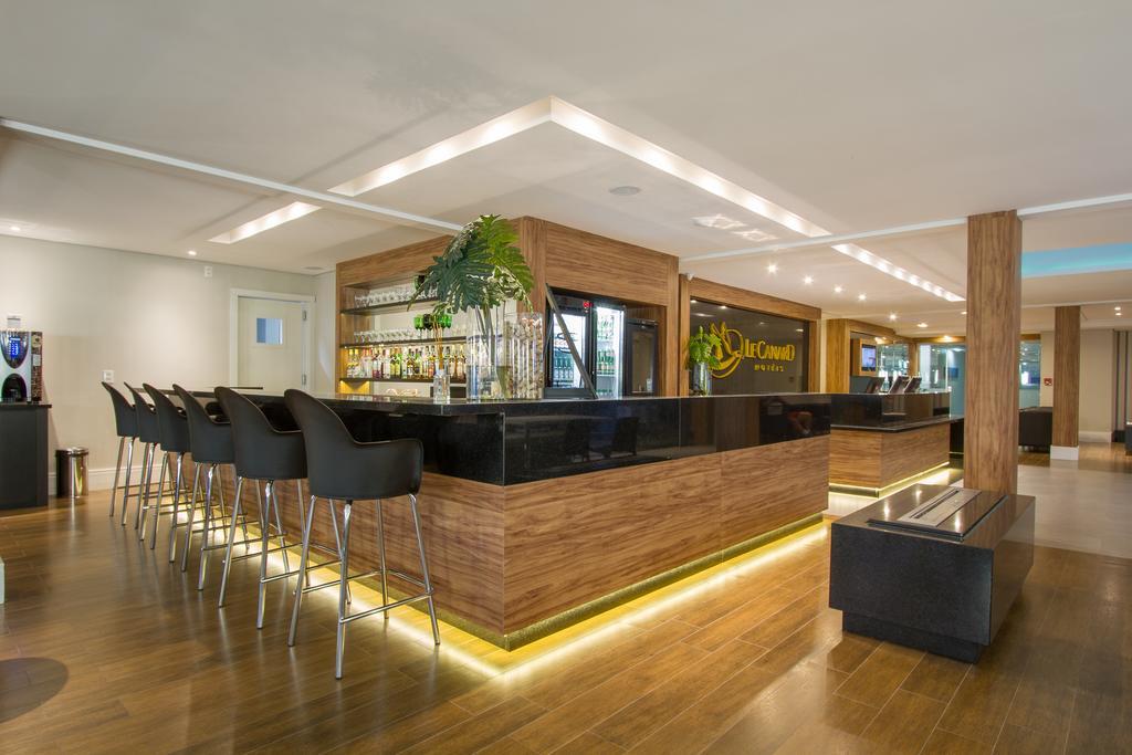 Hotel Le Canard Lages Bagian luar foto